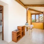 1 Bedroom Awesome In بيت للعطل ديامنتي