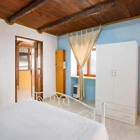 1 Bedroom Awesome In