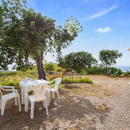 펜션 1 Bedroom Awesome In 디아망테