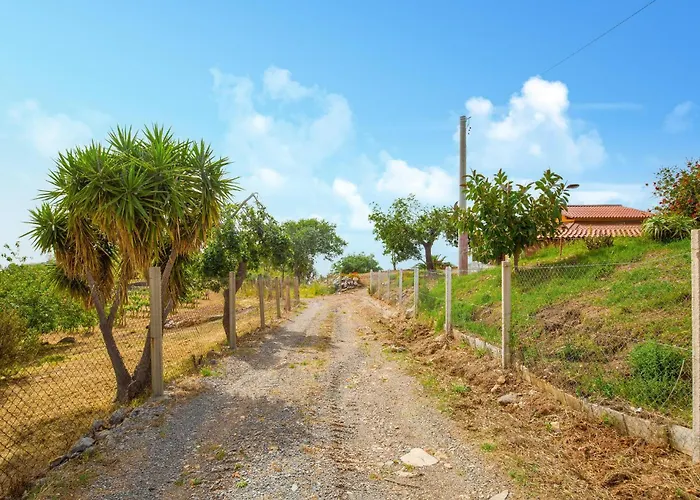 1 Bedroom Awesome In *