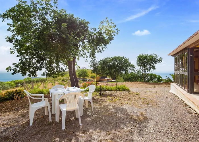 Casa de Férias 1 Bedroom Awesome In Diamante